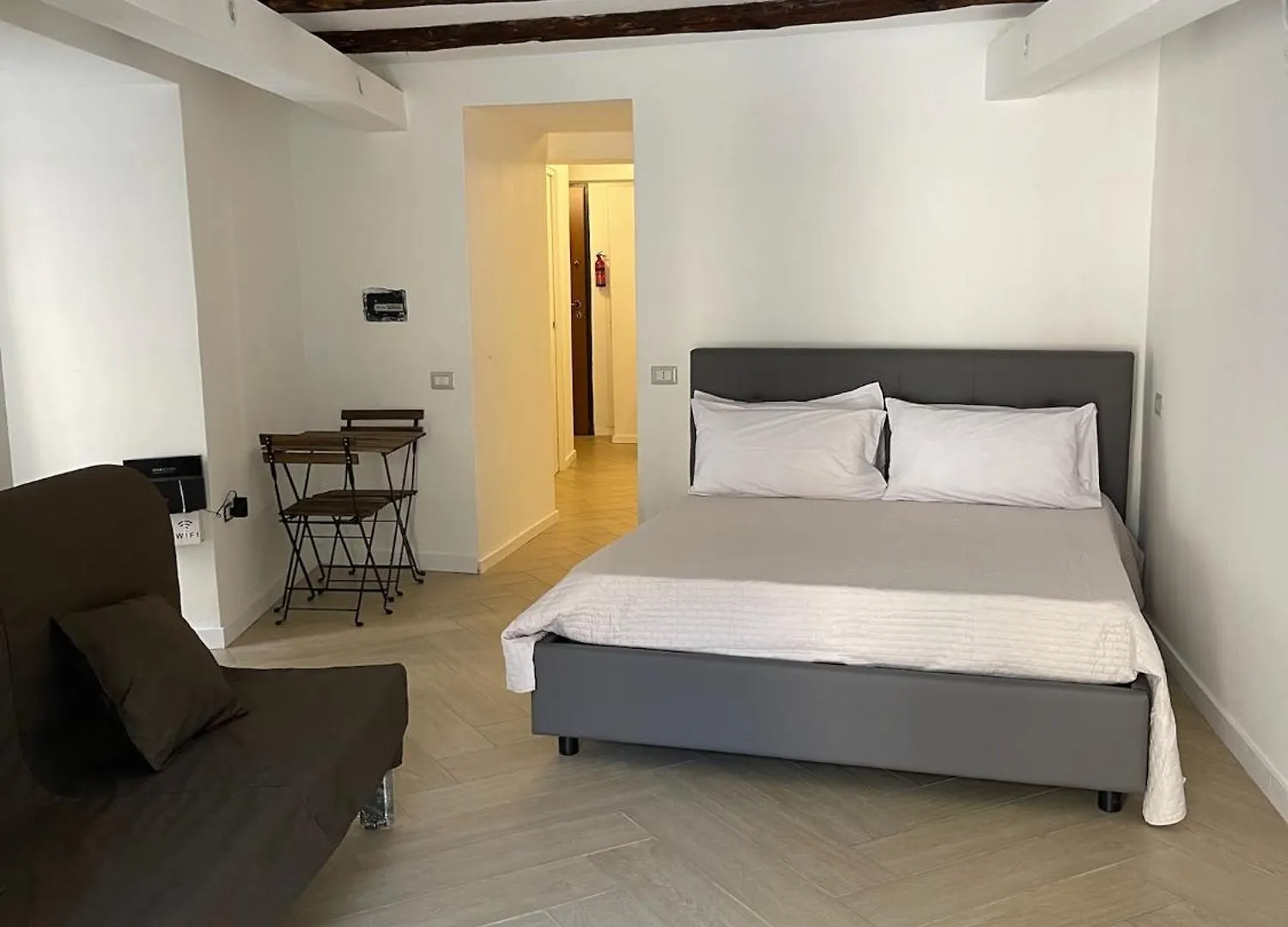 Casa Nina - Egiziaca Apartment Luxury contacts